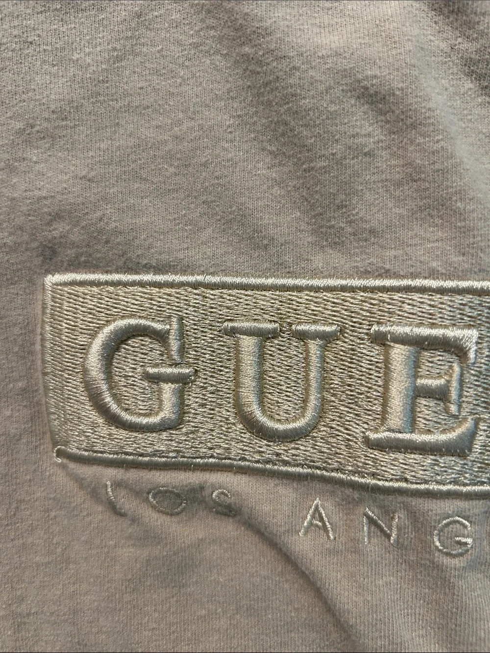GUESS Cream Embroidered Logo Crewneck Tee - Picture 3 of 4